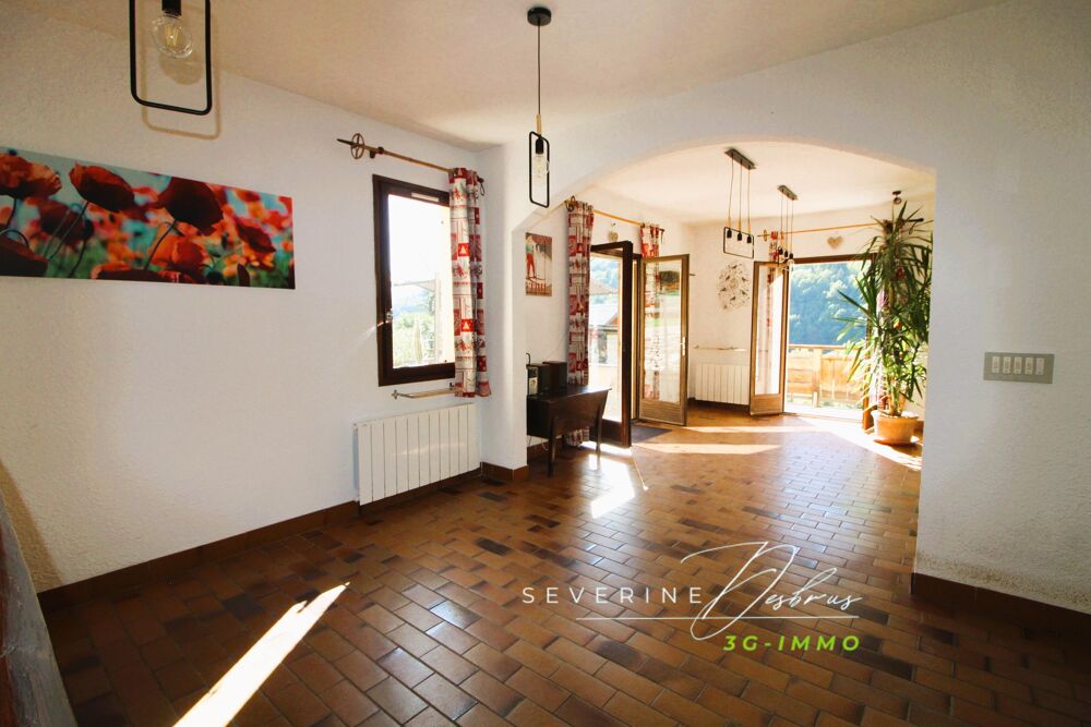 Maison traditionnelle 8 pièces