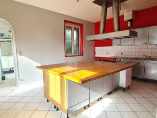  Maison à vendre 13 pièces 200 m²