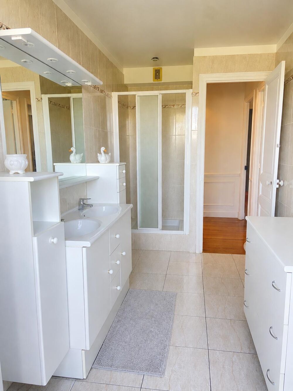 à vendre  Appartement Paris 19