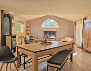  Maison  vendre 9 pices 204 m