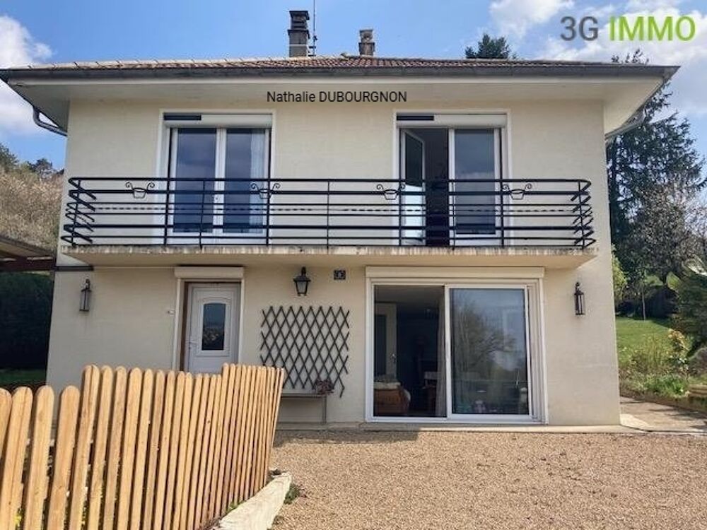 Maison 7 pièces 132 m² · à Saint-Amour · 132 m² · 169 800 €