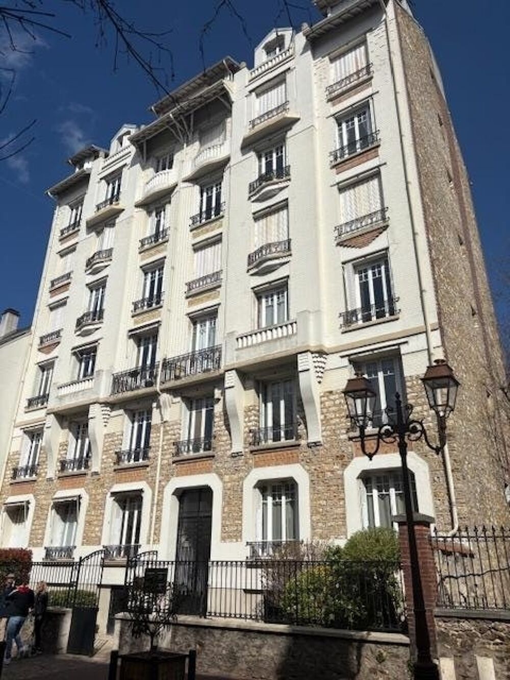   Location pro Divers services à Enghien-les-bains 