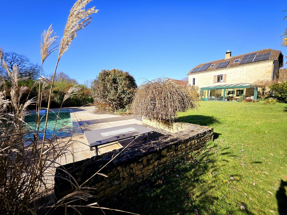 Vente Maison Maison 11 pièces La chapelle-aubareil