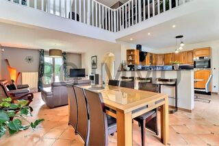  Maison  vendre 7 pices 163 m