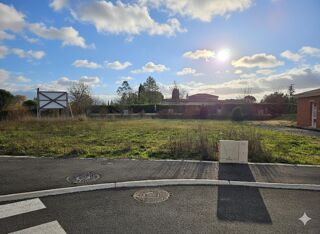  Terrain à vendre 547 m²