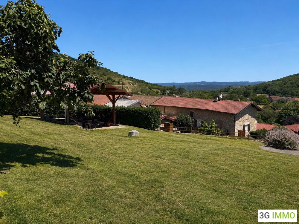 Maison 5 pièces 113 m² · à Saint-Martin-du-Mont · 113 m² · 319 000 €