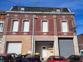  Immeuble à vendre 8 pièces 190 m²