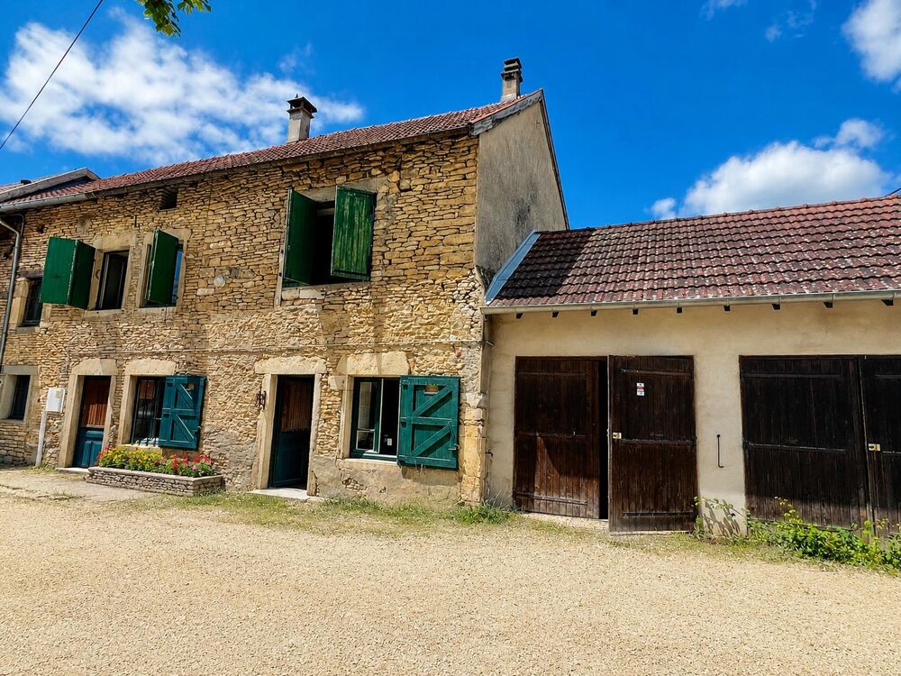 Maison 5 pièces 130 m² · à Crémieu · 130 m² · 249 000 €
