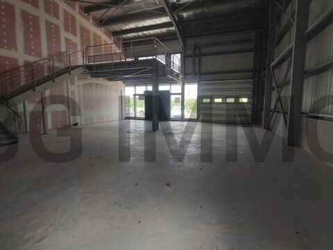 Location pro Divers commerces proximit&eacute; &agrave; Les abymes 6004 97139 Les abymes