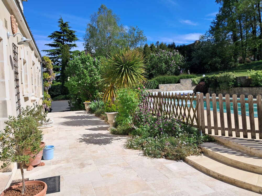 � vendre  Maison Savonni�res (37510)