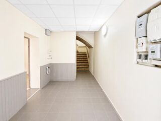  Immeuble à vendre 9 pièces 220 m² Gignac