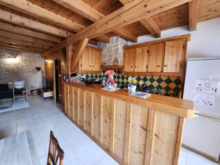  Immeuble � vendre 8 pi�ces  Longchaumois
