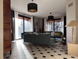  Maison � vendre 377 m�