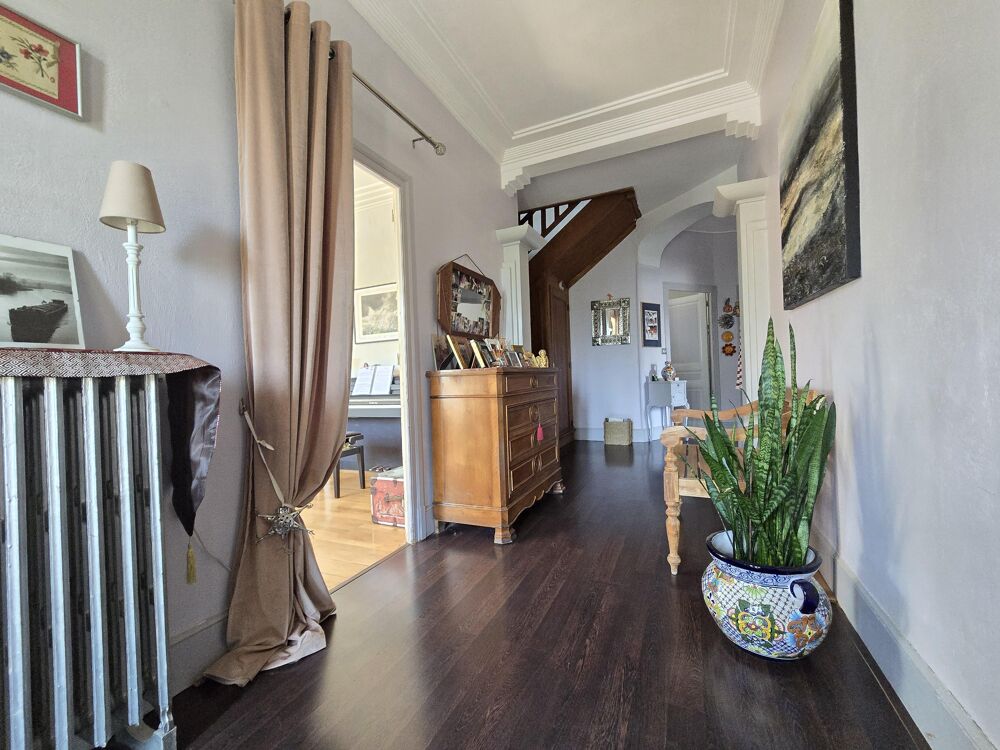 Villa 10 pièces