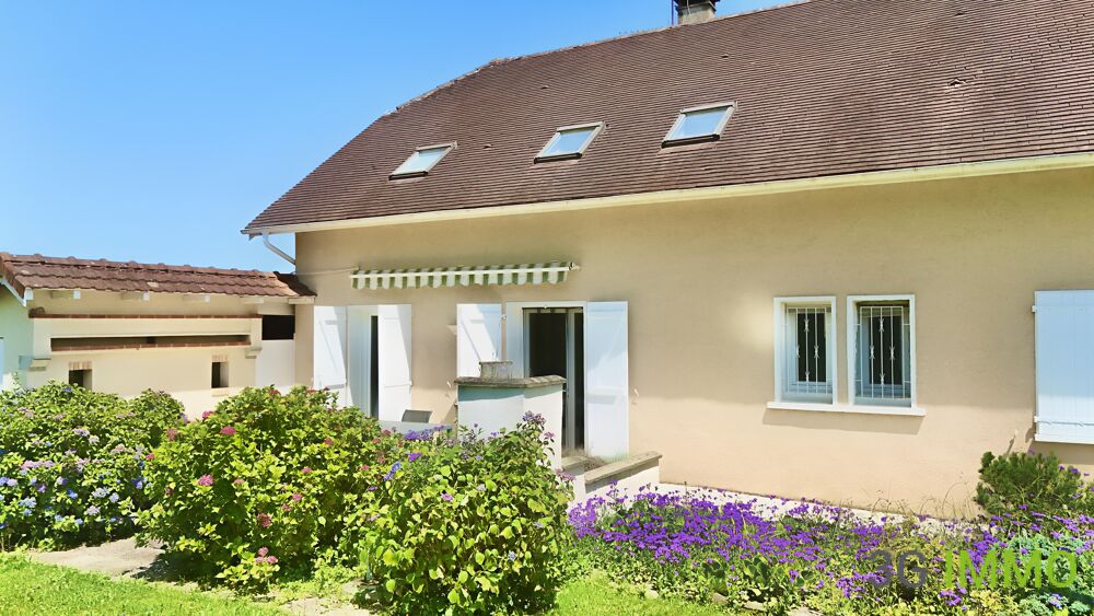 Vente Maison Maison de village 6 pièces Mauléon-licharre