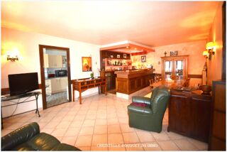  Immeuble � vendre 262 m�