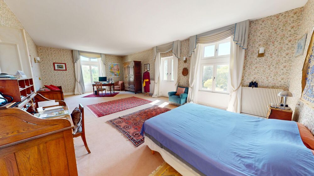 à vendre  Propriété/château Nevers (58000)