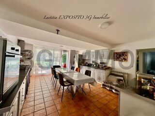  Maison � vendre 9 pi�ces 