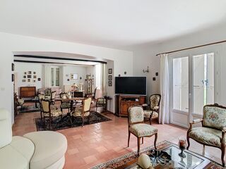  Maison à vendre 7 pièces 243 m²