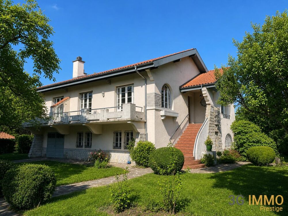 Maison 6 pièces 220 m² · à Pau · 220 m² · 649 000 €