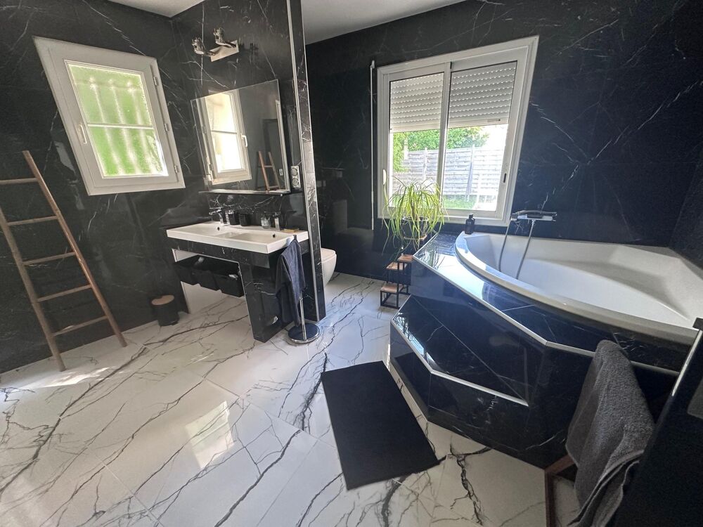 � vendre  Maison Les Mathes (17570)