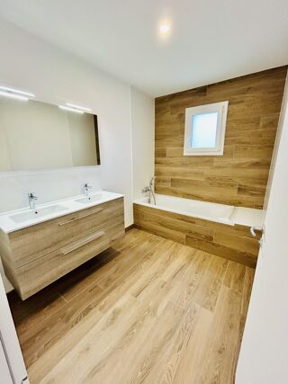  Maison 143 m� S�vremoine