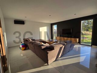  Maison  vendre 7 pices 216 m