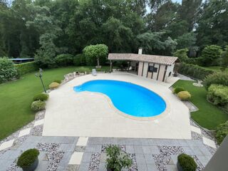  Maison � vendre 5 pi�ces 238 m�