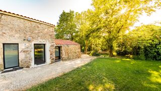  Maison  vendre 12 pices 340 m