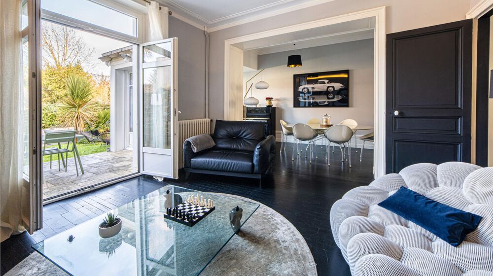 Maison 1 pièce 150 m² · à Nantes · 150 m² · 748 000 €