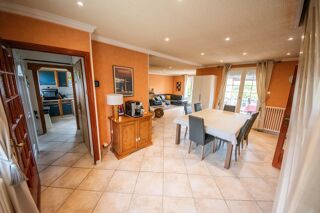 Maison  vendre 10 pices 185 m