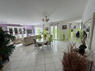  Maison  vendre 6 pices 