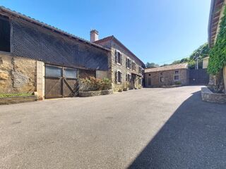  Maison à vendre 10 pièces 279 m²