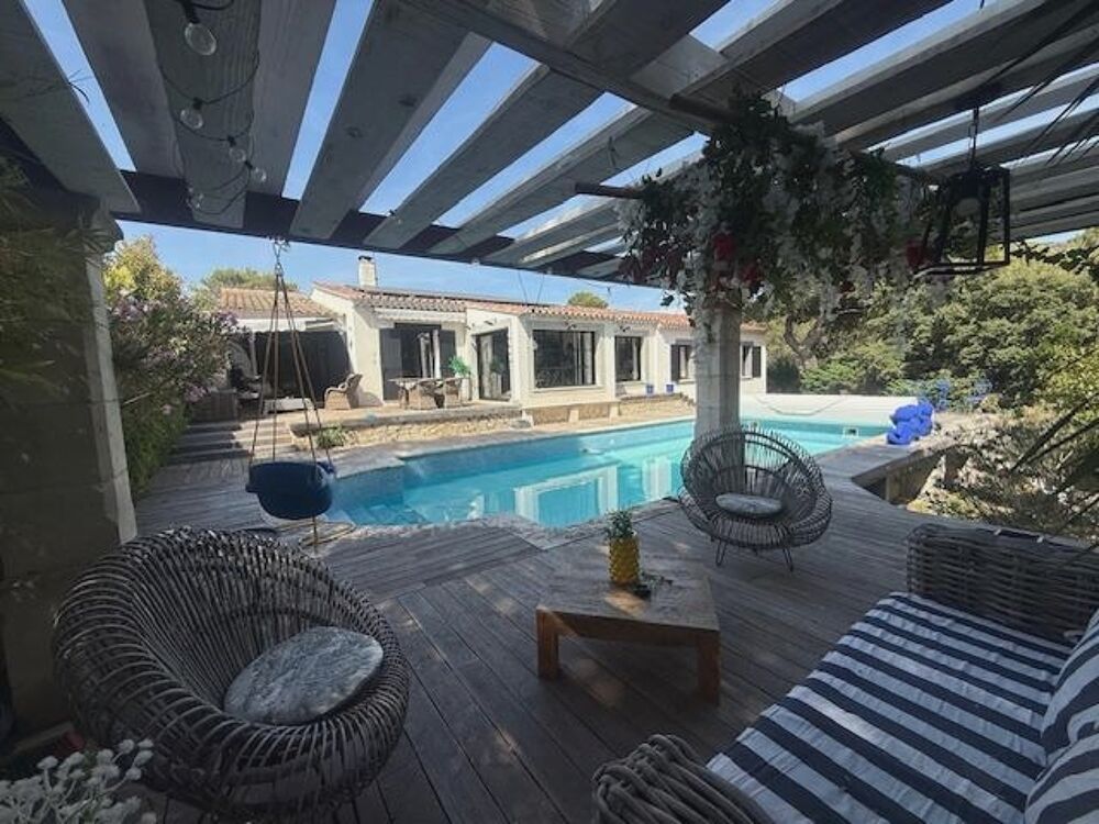 Maison 6 pièces 171 m² · à Taillades · 171 m² · 773 000 €