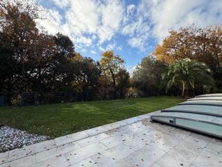  Maison � vendre 7 pi�ces 245 m�