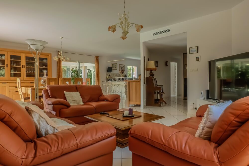Vente Maison Villa 6 pièces Morlaàs