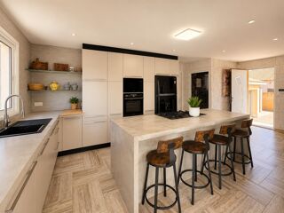  Maison à vendre 8 pièces 191 m²