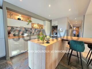  Maison  vendre 8 pices 