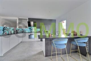  Maison  vendre 5 pices 202 m