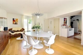  Appartement à vendre 8 pièces 240 m²