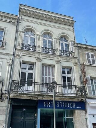  Immeuble à vendre 4 pièces 79 m² Saumur
