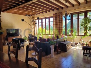  Maison à vendre 7 pièces 211 m²