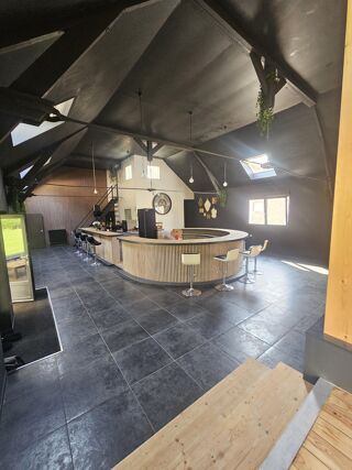  Maison � vendre 6 pi�ces 266 m�