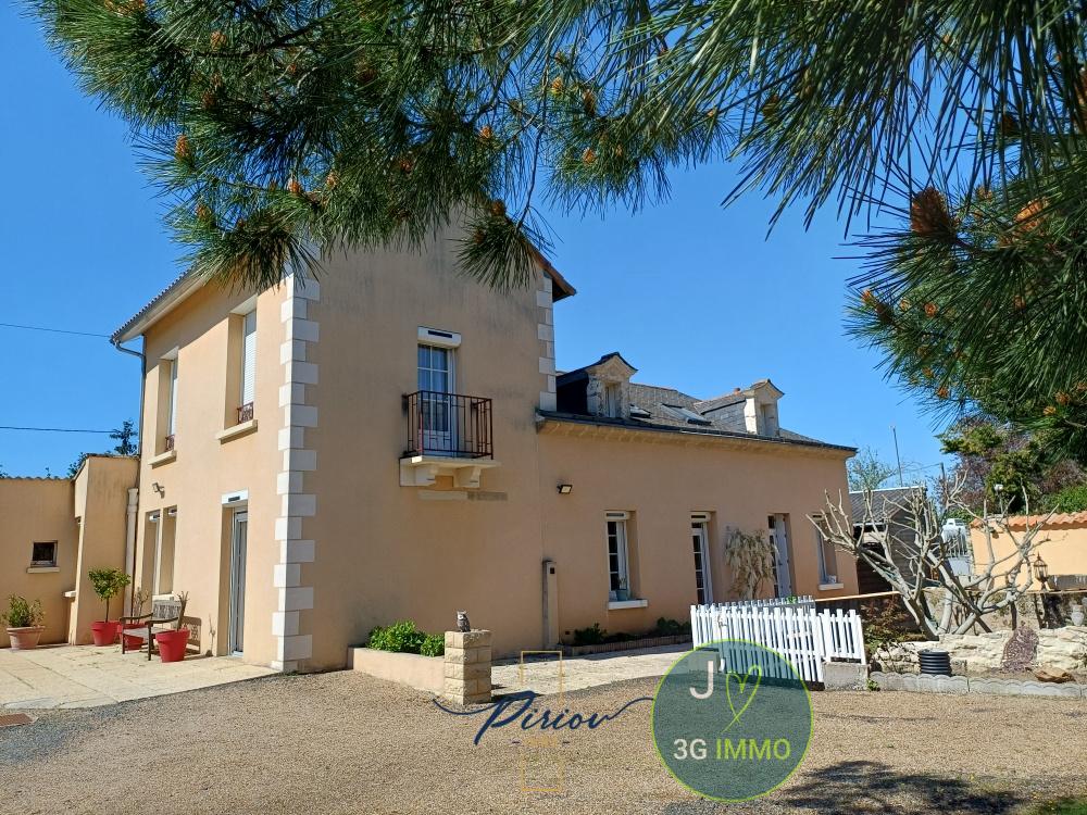 Vente Maison Maison 8 pièces Doué la fontaine