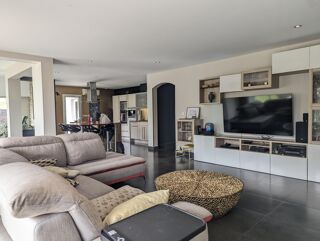  Maison à vendre 6 pièces 233 m²