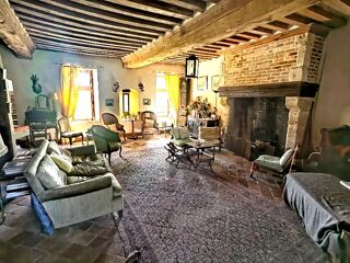  Maison  vendre 9 pices 