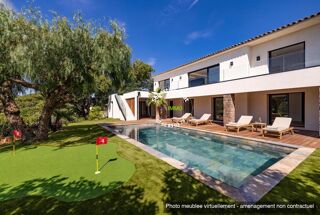  Maison 7 pièces  Roquebrune-sur-argens