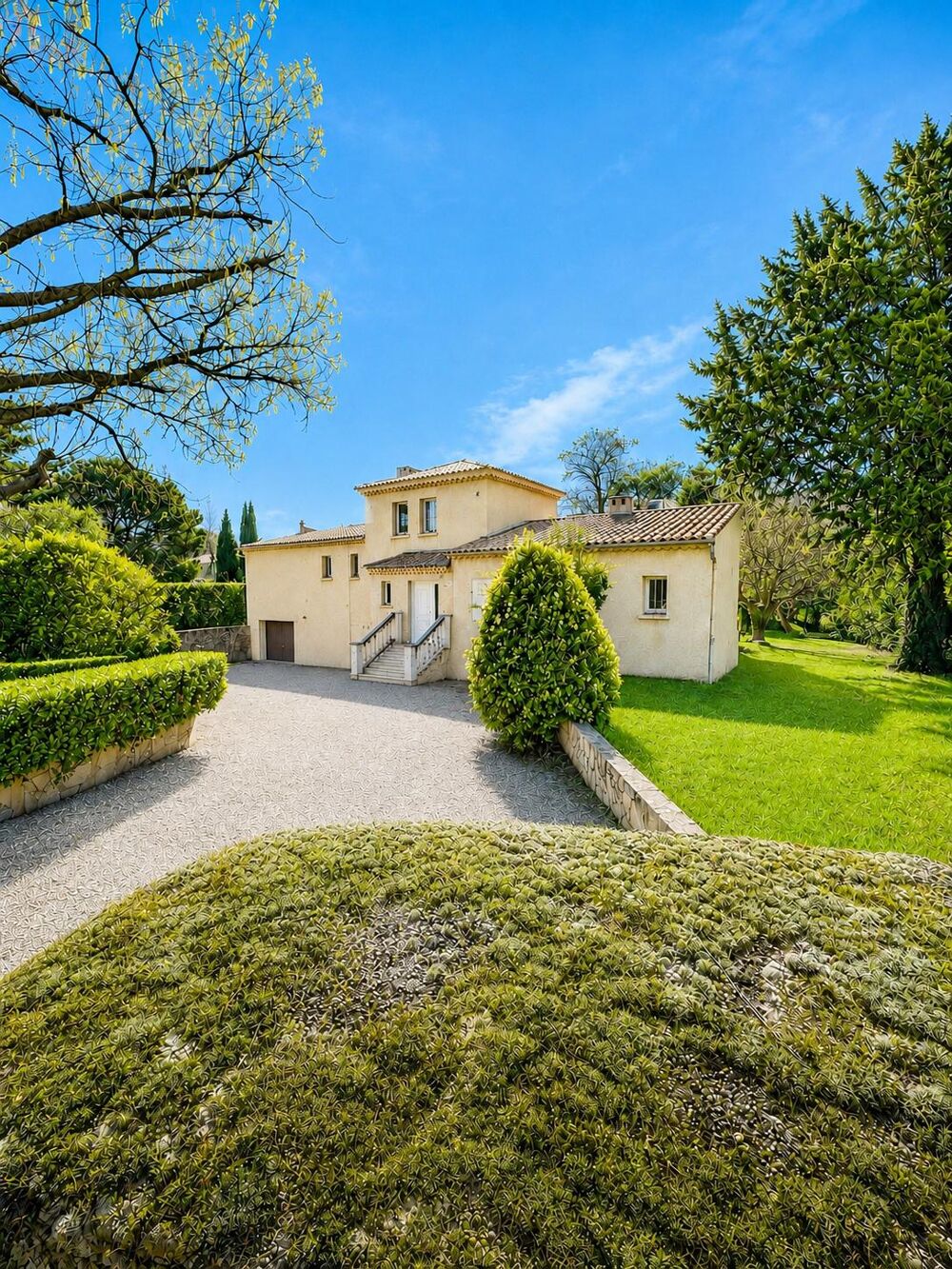 � vendre  Maison Aix-en-Provence (13090)