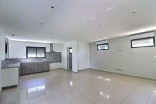  Maison � vendre 9 pi�ces 