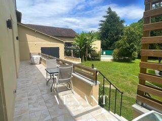  Maison à vendre 14 pièces 238 m²